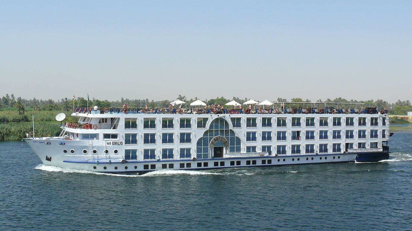 Discover Egypt by Water: Nile Cruises from Luxor to Aswan